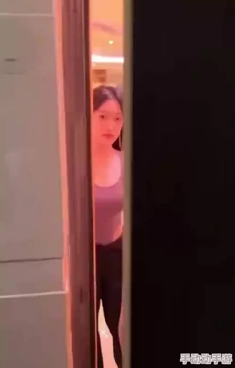 震惊!麻豆xxxxhdvideos竟然曝光了令人难以置信的秘密,网友们纷纷表示无法接受这一真相! 震惊!麻豆xxxxhdvideos竟然曝光了令人难以置信的秘密,网友们纷纷表示无法接受这一真相!