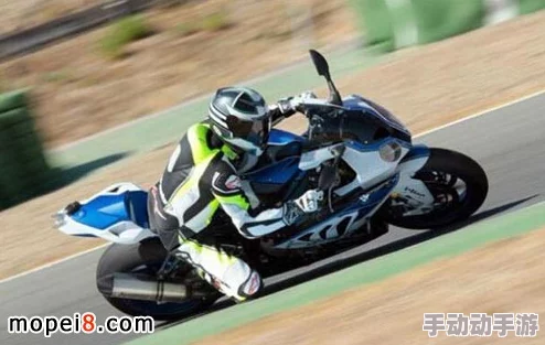 cc耶耶至尊版一直叫摩托摇，震惊！这款车型竟然引发车迷狂热，销售火爆到脱销！