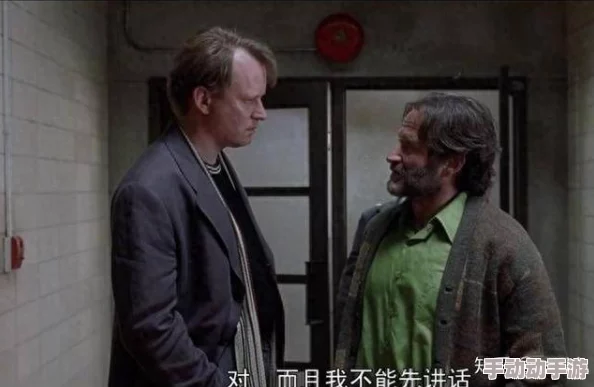 欧美性tv最新一期节目中，主持人采访了多位知名心理学家探讨现代人的情感困境