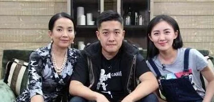 漂亮的儿媳妇电影该片在国际电影节上获得最佳影片奖并引起广泛关注 漂亮的儿媳妇电影该片在国际电影节上获得最佳影片奖并引起广泛关注