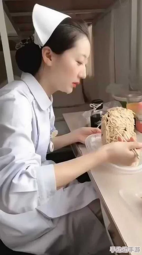 色护士精品影院手搓航母你不信裁我后哭什么这真是个神奇的手工艺品展示 色护士精品影院手搓航母你不信裁我后哭什么这真是个神奇的手工艺品展示