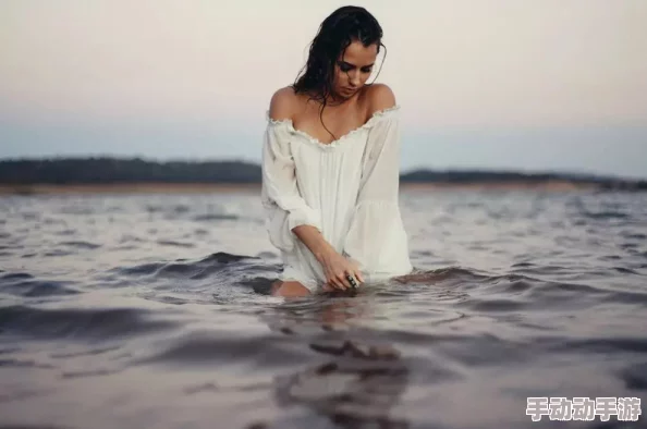 总裁惩罚手指探进湿润权力动态与性暗示的隐喻解读