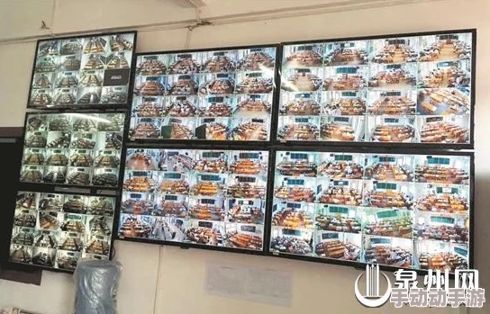 一男一女曰批动态图片网传不雅视频引发关注警方已介入调查