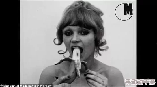 男人女人一级香蕉涉嫌传播淫秽色情信息已被举报至相关部门请网友勿传播