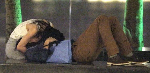 欧美野战惊传天后秘密约会新晋小鲜肉疑似假戏真做 欧美野战惊传天后秘密约会新晋小鲜肉疑似假戏真做