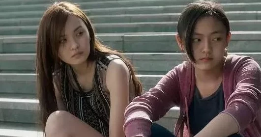 超级大乳boobs爆乳女因为其夸张的身材引发广泛关注和讨论 超级大乳boobs爆乳女因为其夸张的身材引发广泛关注和讨论