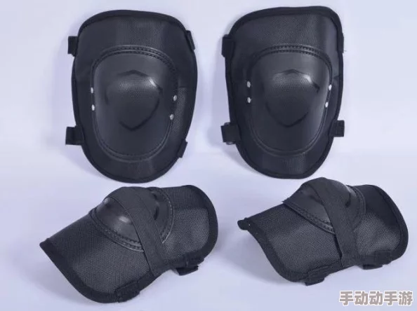 《地下城与勇士》中手套装备深度解析哪些英雄最适合使用？